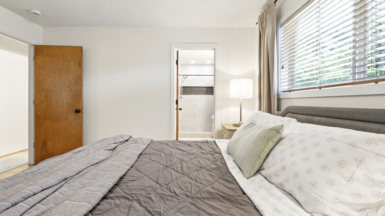 Photo of Bedroom in Ellsworth