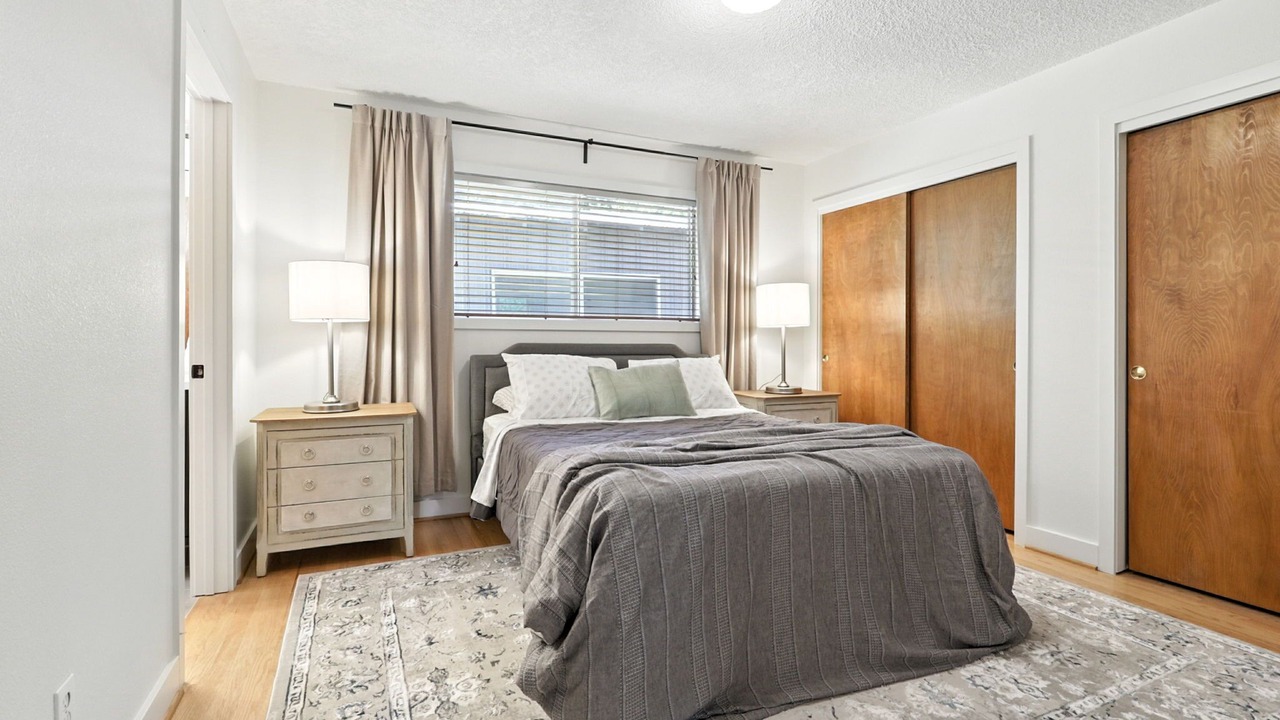 Photo of Bedroom in Ellsworth