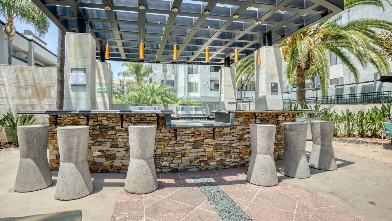 Photo of Patio Balcony in Downtown Burbank