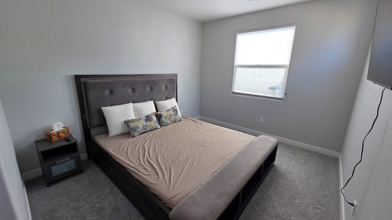 Photo of Bedroom in Pittmann