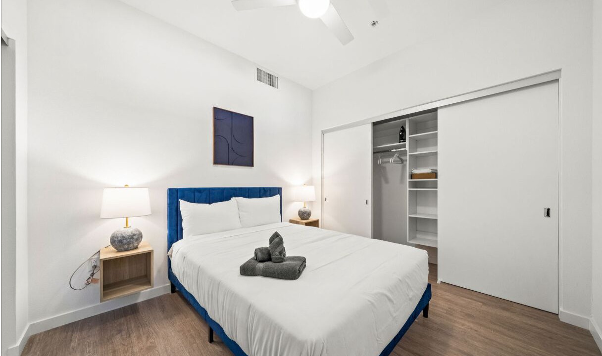 Photo of Bedroom in Downtown Long Beach