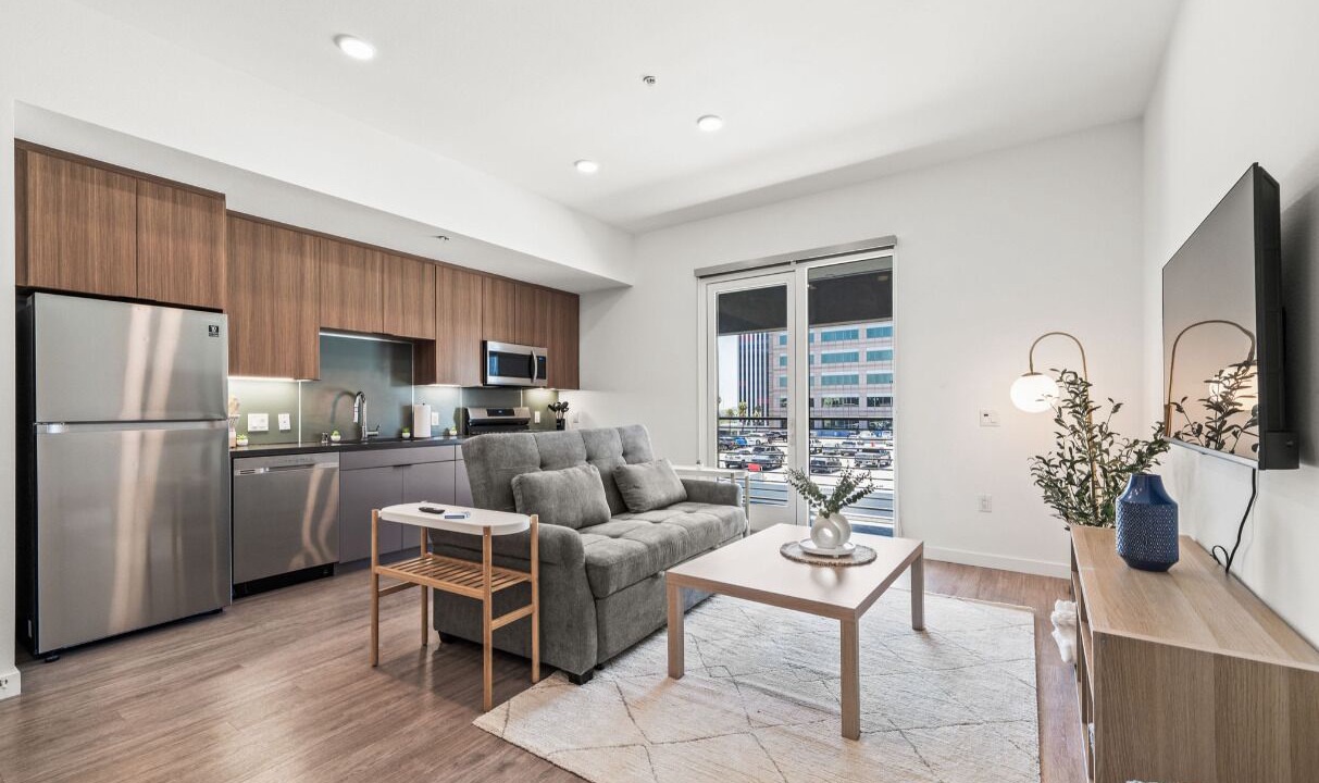 Photo of Livingroom in Downtown Long Beach