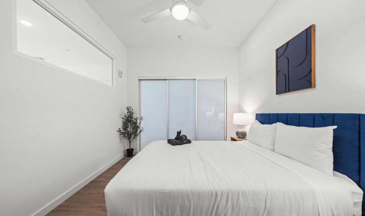 Photo of Bedroom in Downtown Long Beach