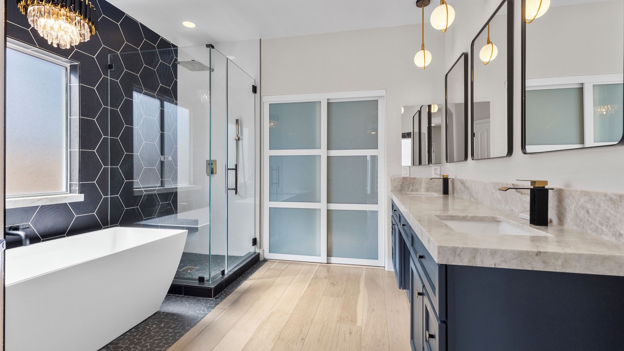 Photo of Bathroom in Centennial Hills