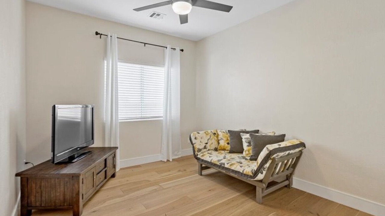 Photo of Livingroom in Centennial Hills