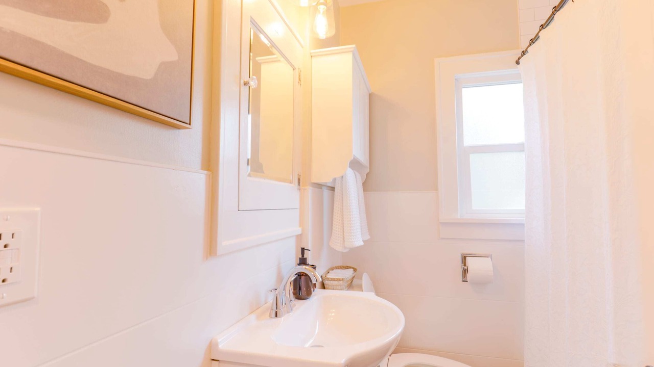 Photo of Bathroom in Rose City Park