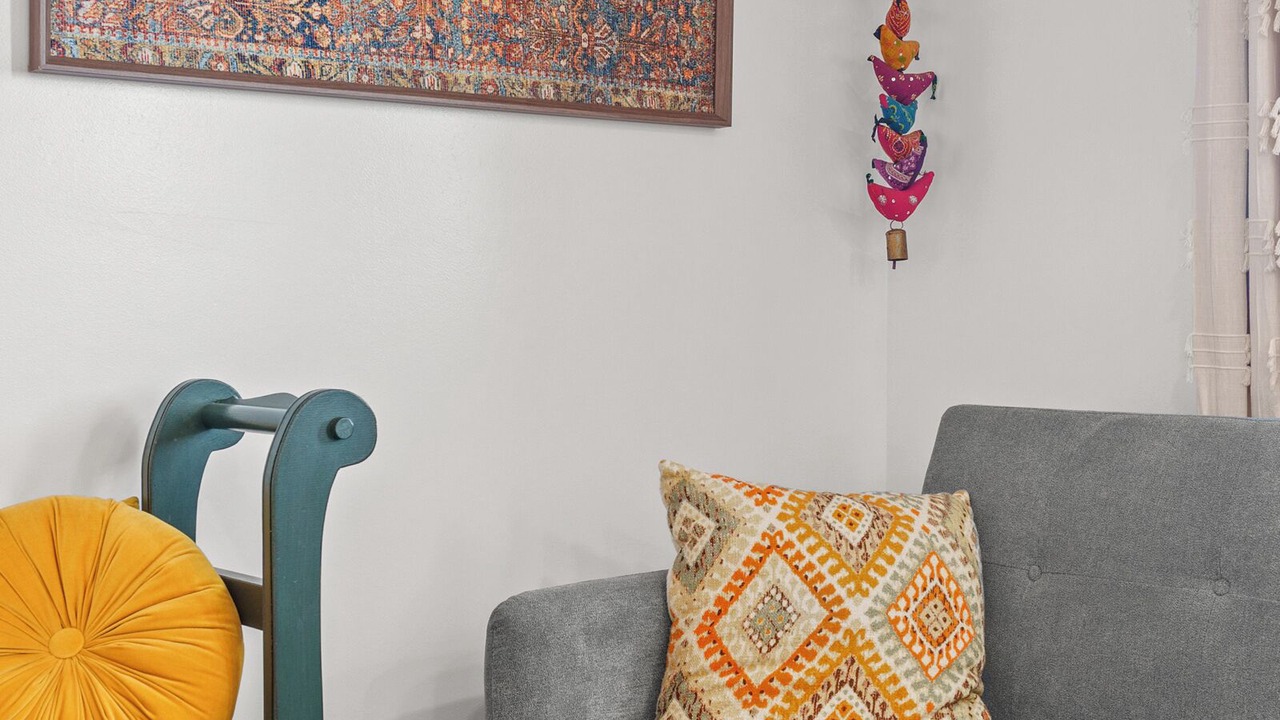 Photo of Livingroom in Hawthorne
