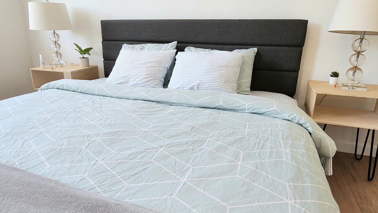 Photo of Bedroom in Netarts