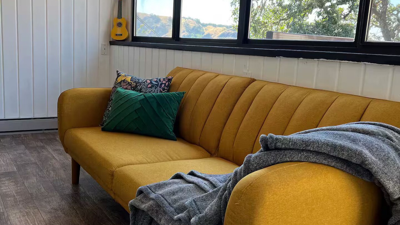 Photo of Livingroom in Roseburg