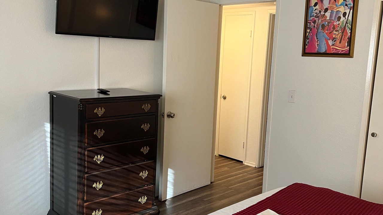 Photo of Bedroom in Holiday Shores