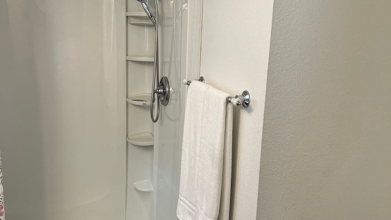 Photo of Bathroom in Holiday Shores