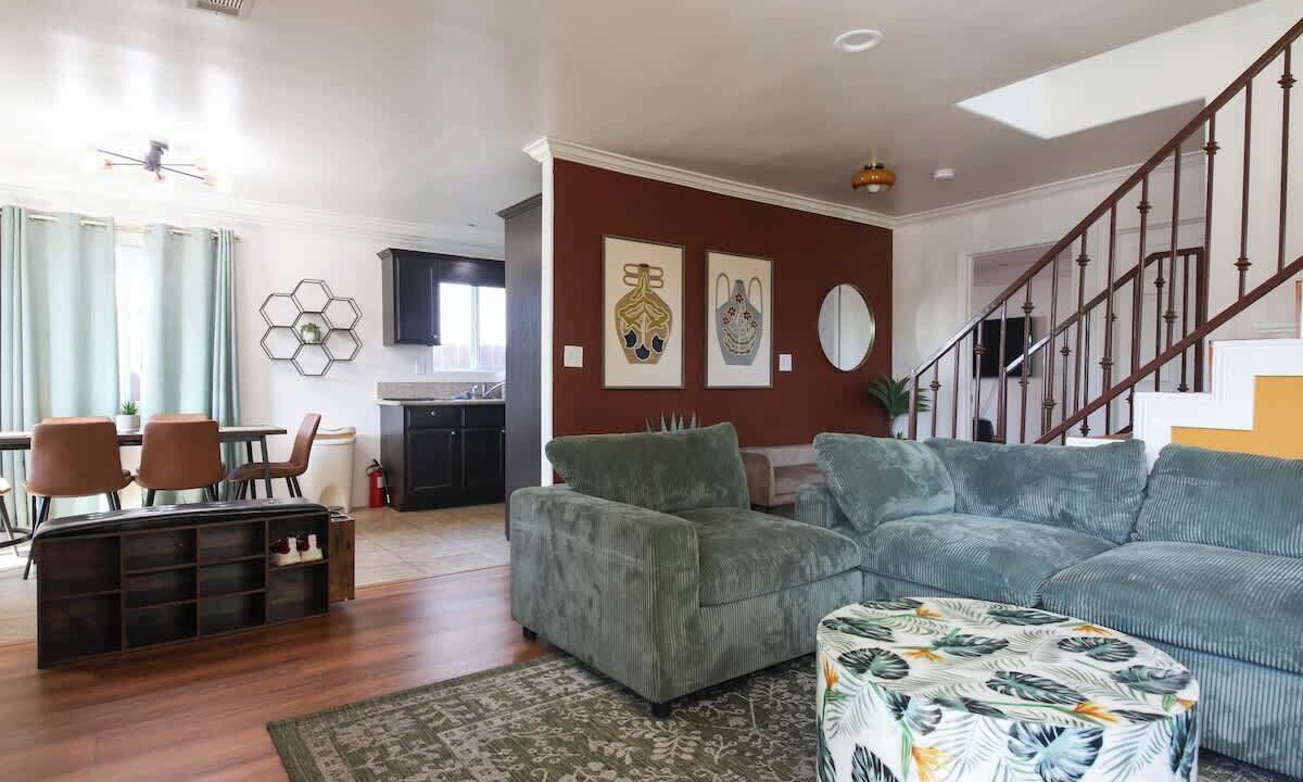 Photo of Livingroom in Vernon