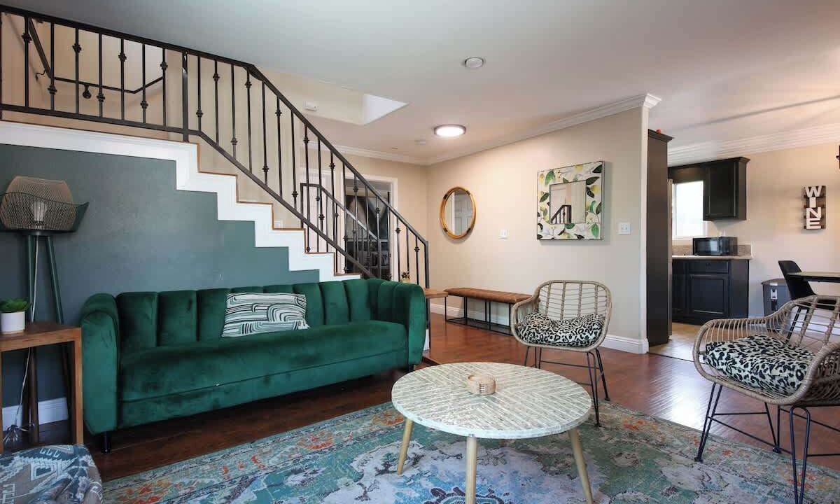 Photo of Livingroom in Vernon
