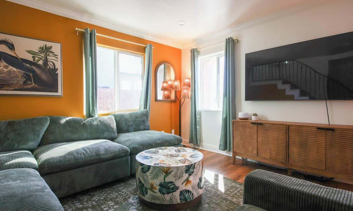 Photo of Livingroom in Vernon