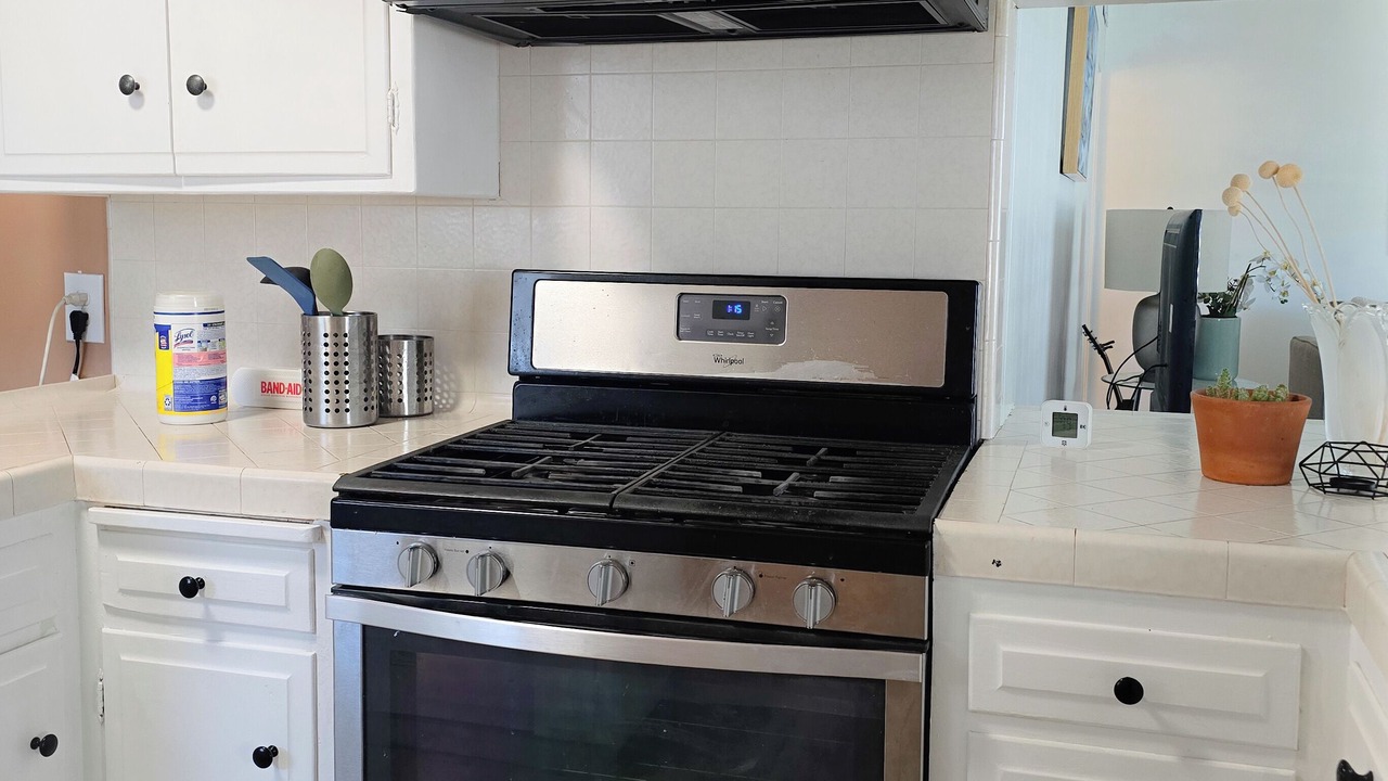 Photo of Kitchen in Oleander - Sunset