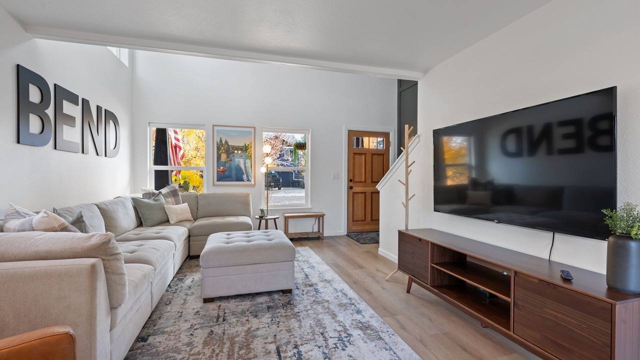 Photo of Livingroom in Boyd Acres