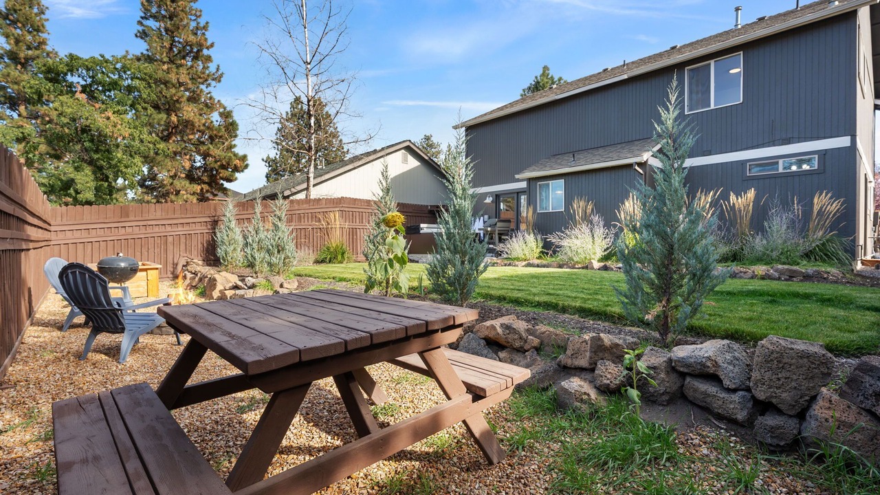 Photo of Outdoor in Boyd Acres