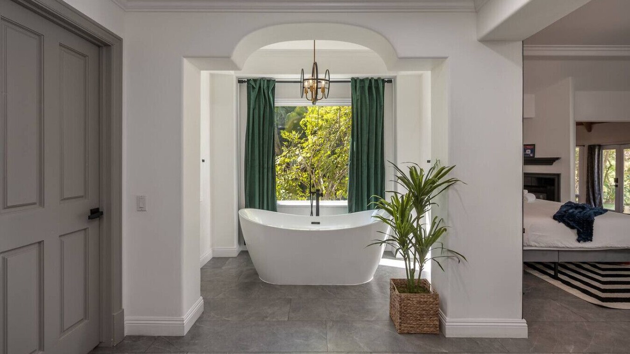 Photo of Bedroom in Mount Helix