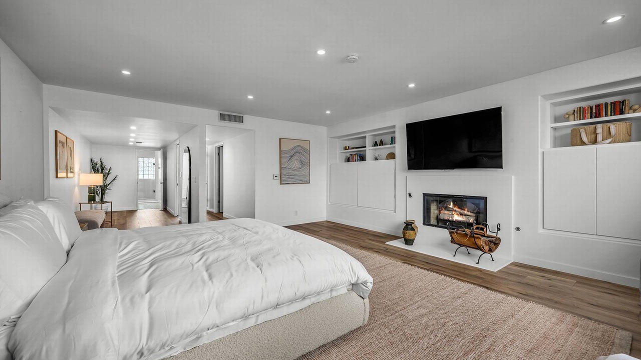 Photo of Bedroom in Marina Peninsula