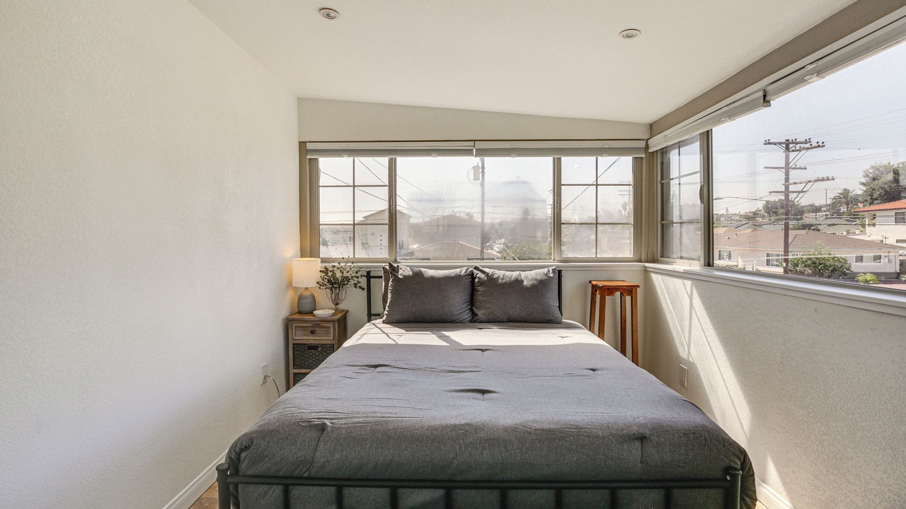 Photo of Bedroom in Roseville - Fleet Ridge