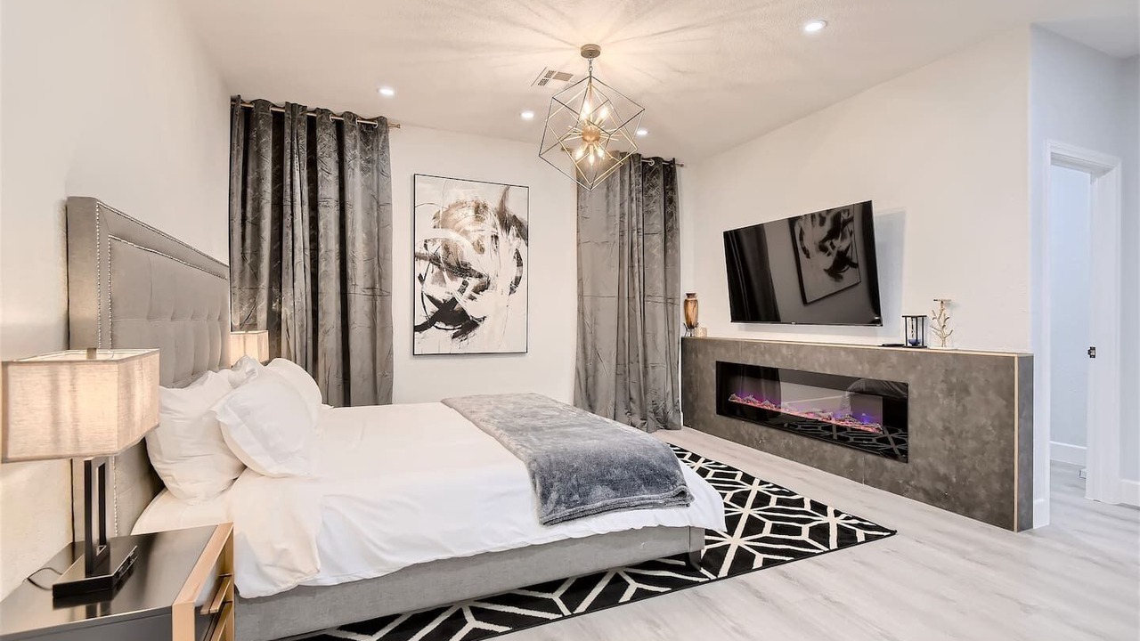 Photo of Livingroom in Spring Valley