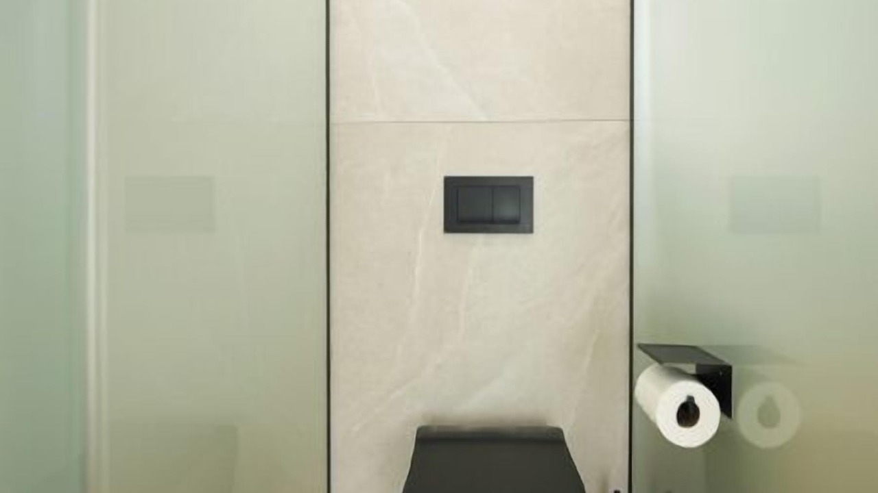 Photo of Bathroom in Encino