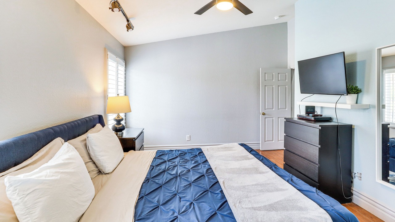 Photo of Bedroom in Spring Valley