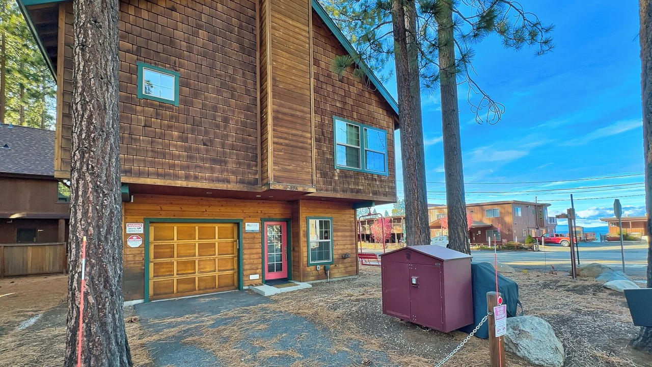 Photo of Outdoor in Al Tahoe