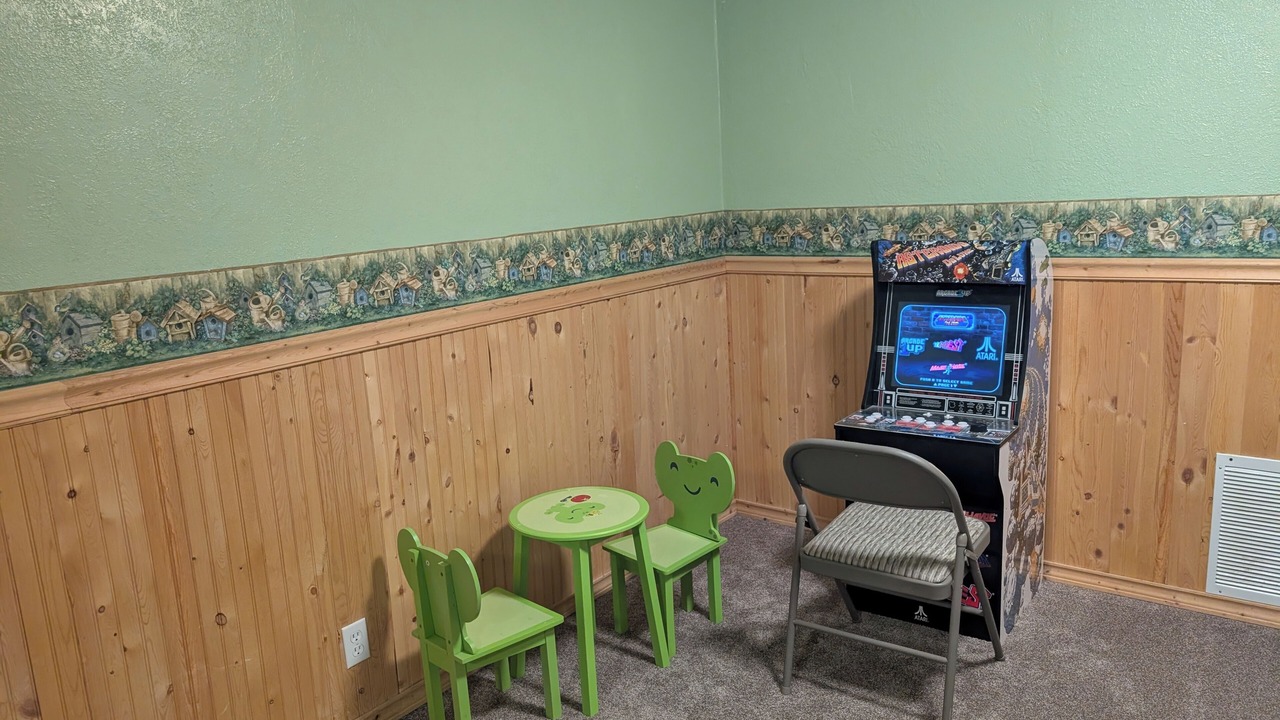 Photo of Bedroom in Lincoln Beach