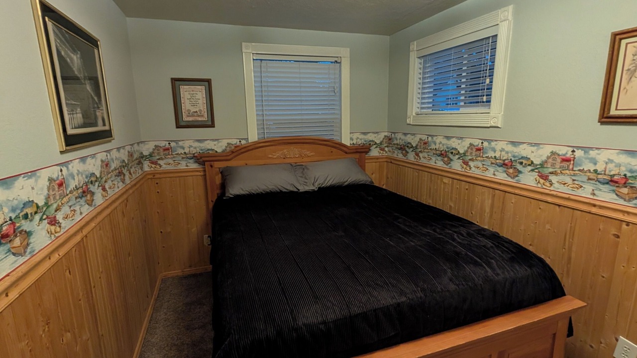 Photo of Bedroom in Lincoln Beach