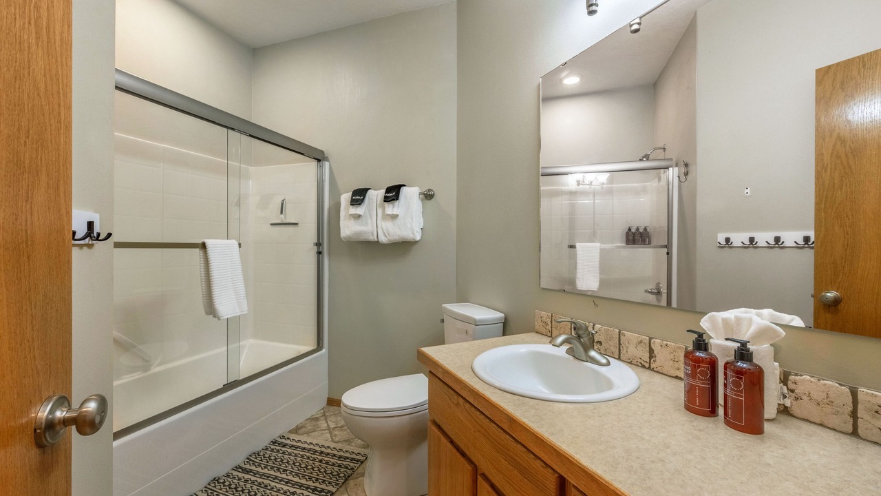 Photo of Bathroom in Parkdale