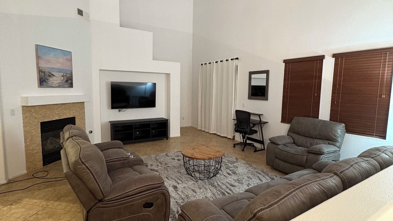Photo of Livingroom in Otay Ranch