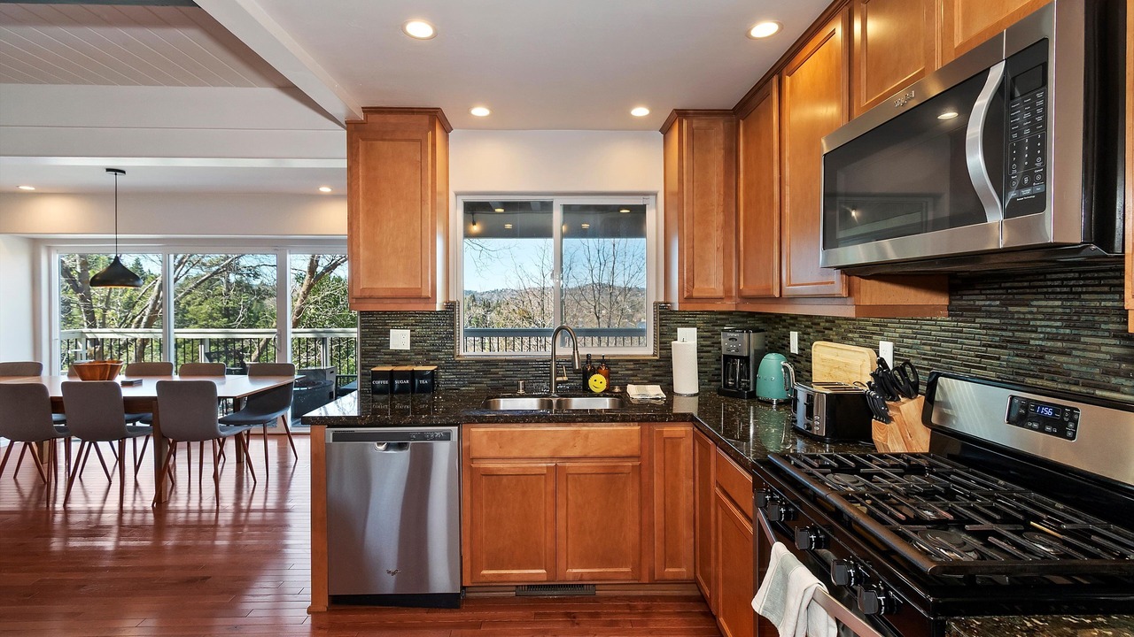 Photo of Kitchen in Cedar Glen