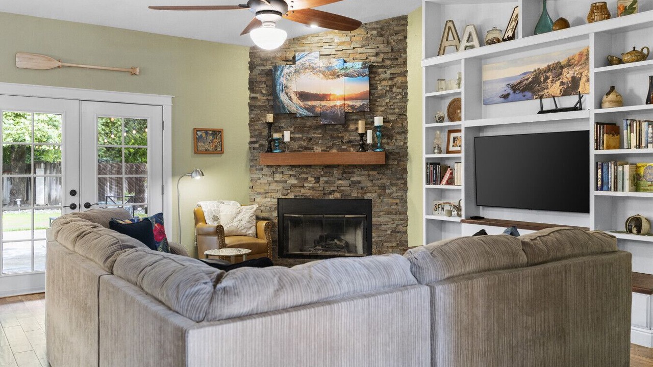 Photo of Livingroom in Boulder Creek