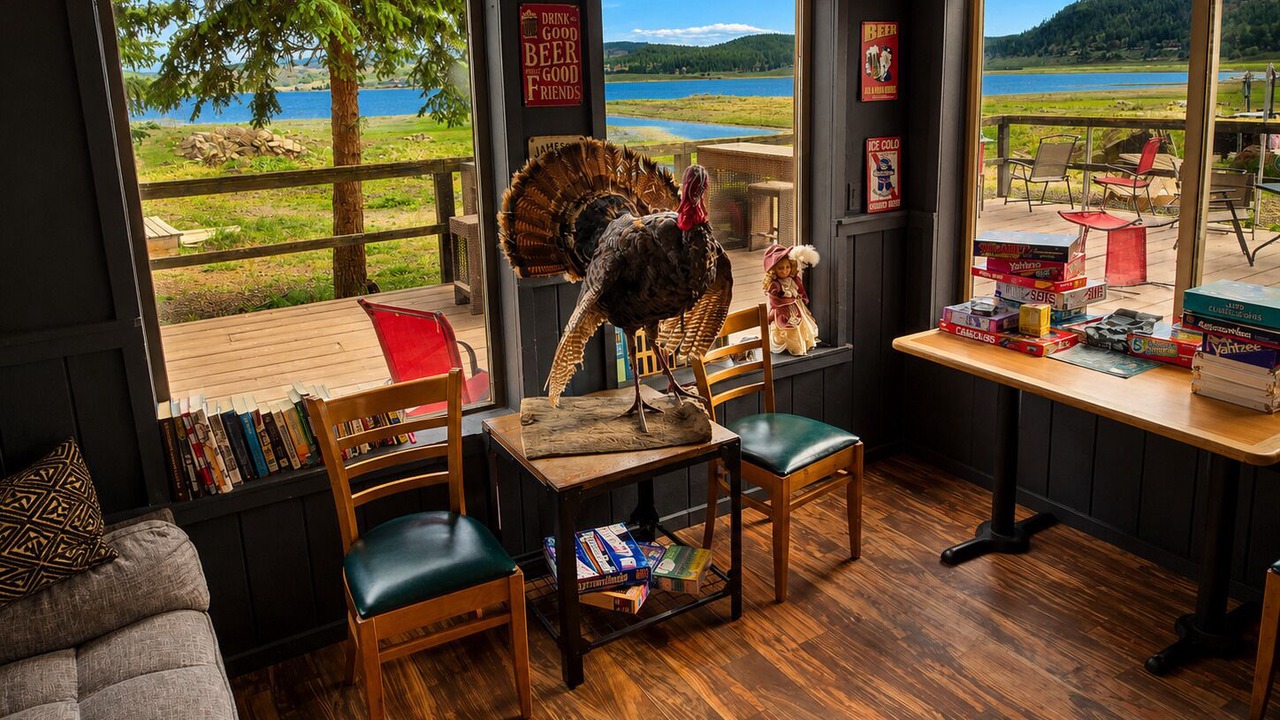 Photo of Bedroom in Mammoth Creek