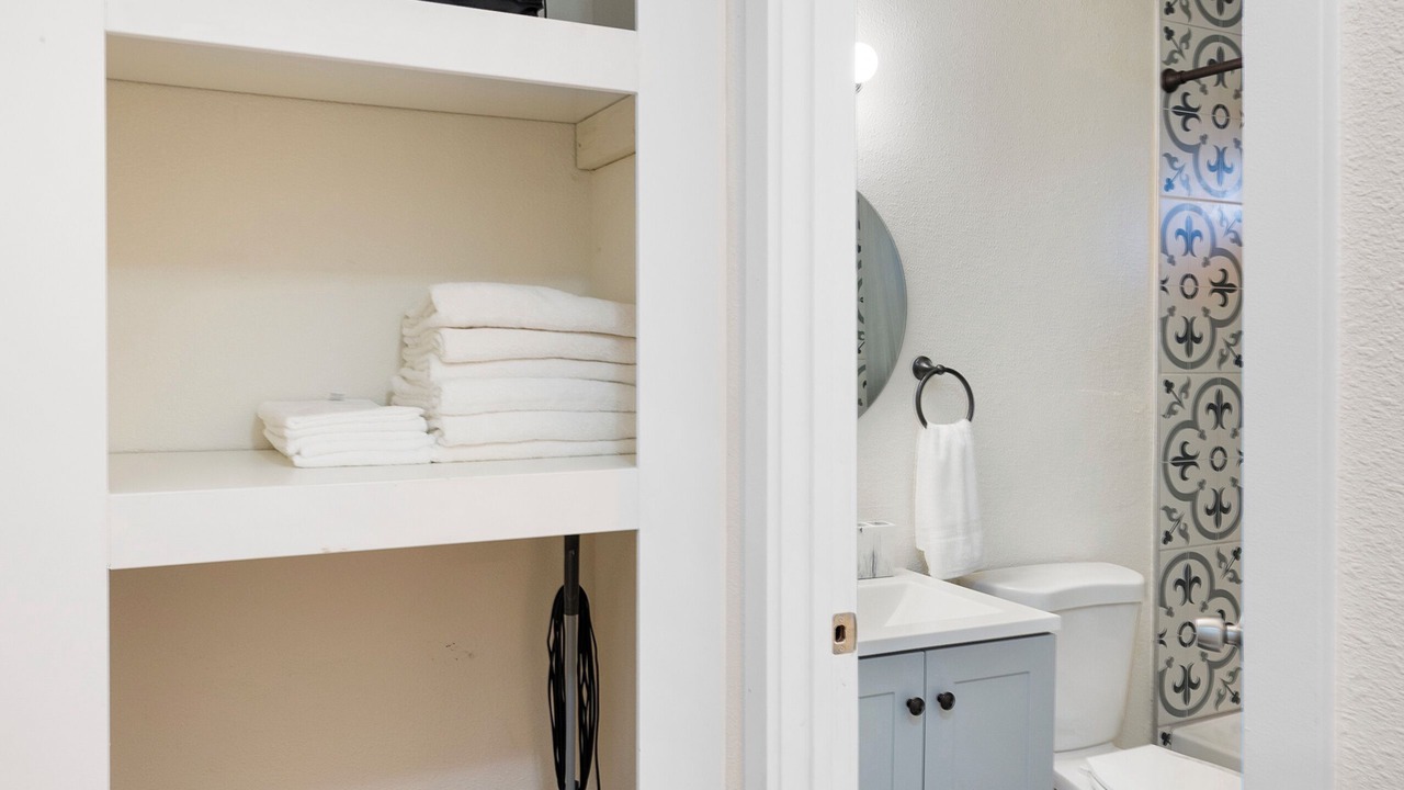 Photo of Bathroom in Tillicum