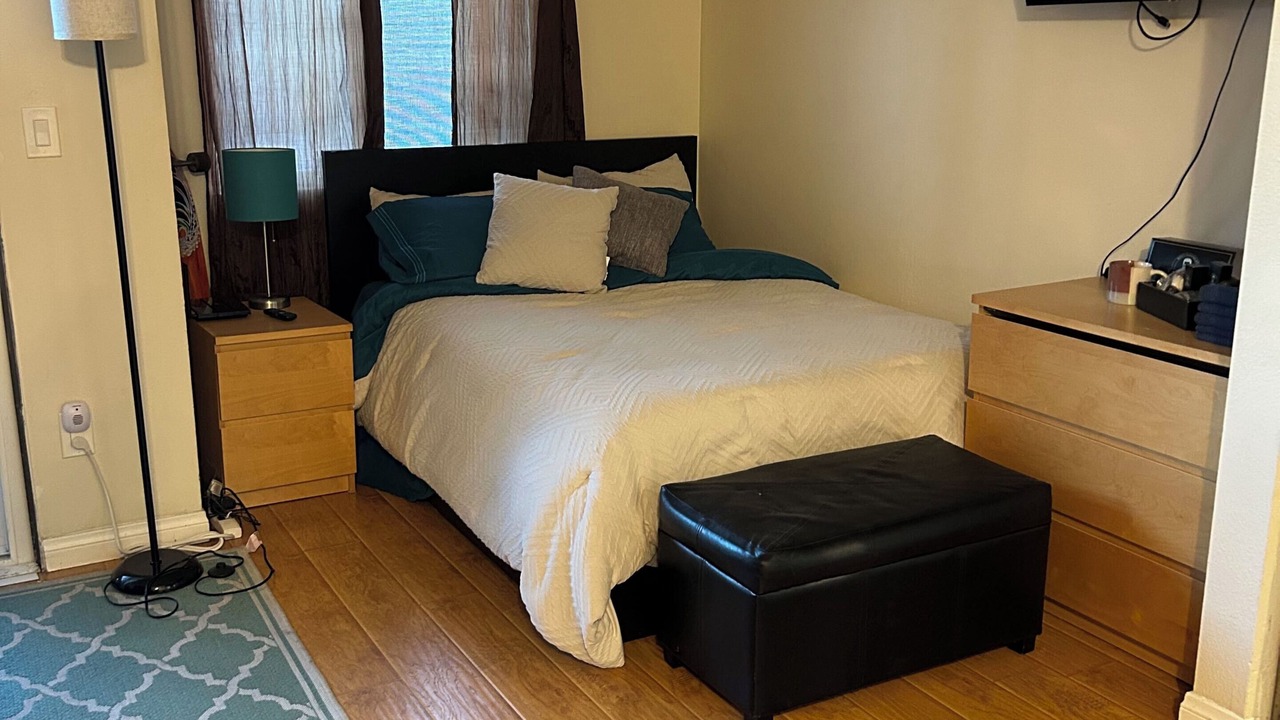Photo of Bedroom in Golden Hill