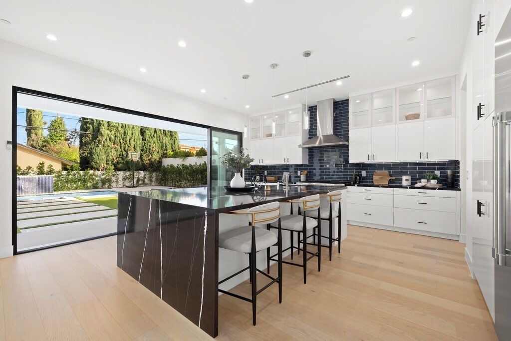 Photo of Kitchen in Encino