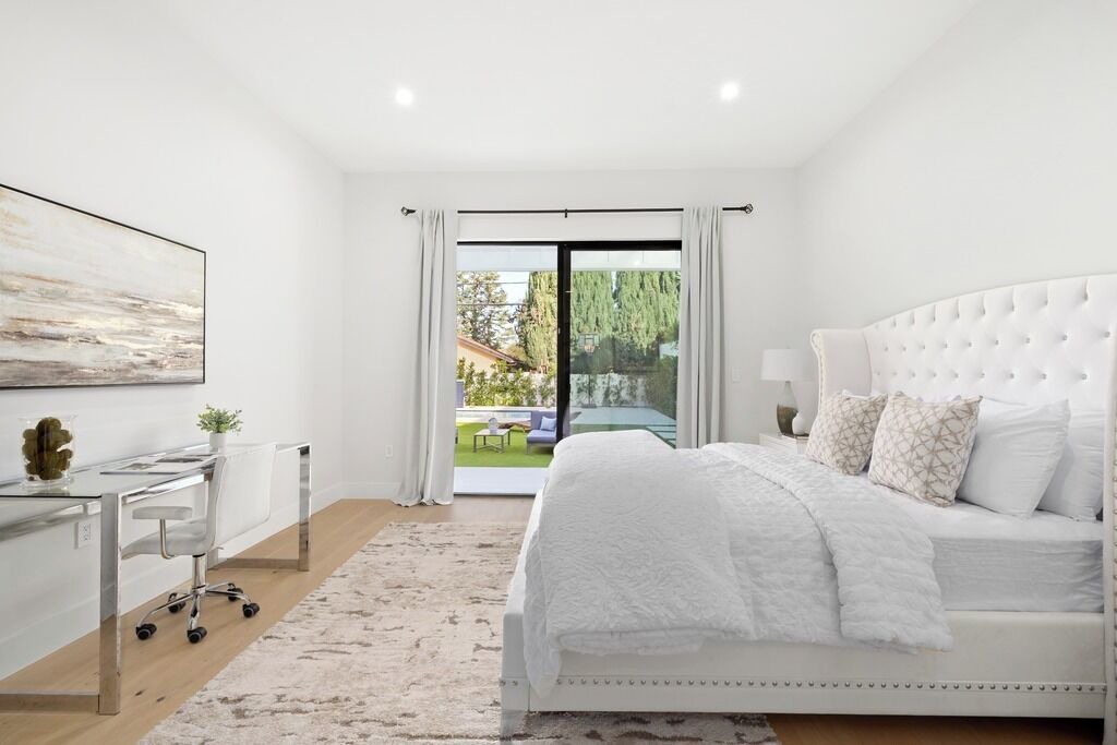 Photo of Bedroom in Encino