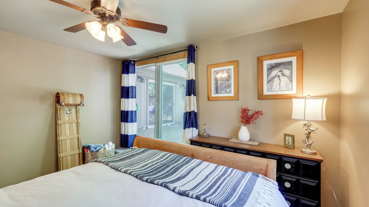 Photo of Bedroom in Cedar Glen