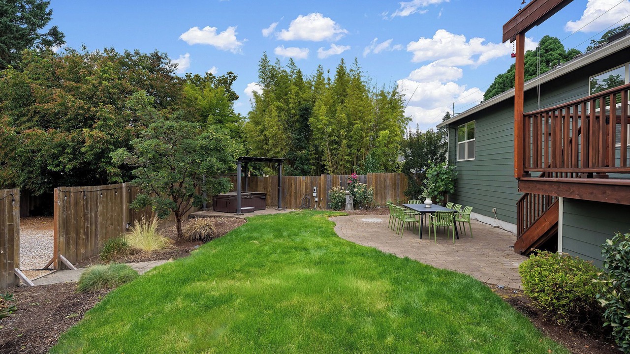 Photo of Outdoor in Metzger