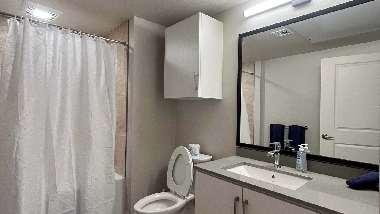 Photo of Bathroom in Midway District