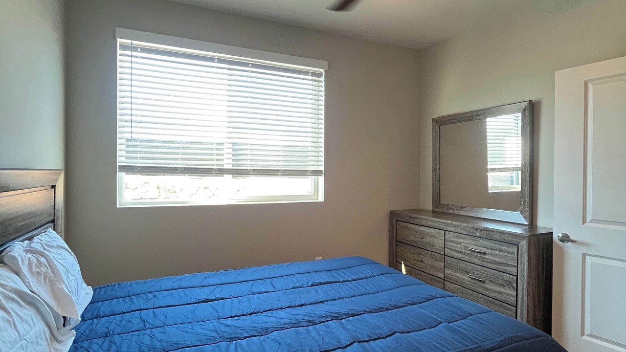 Photo of Bedroom in Midway District