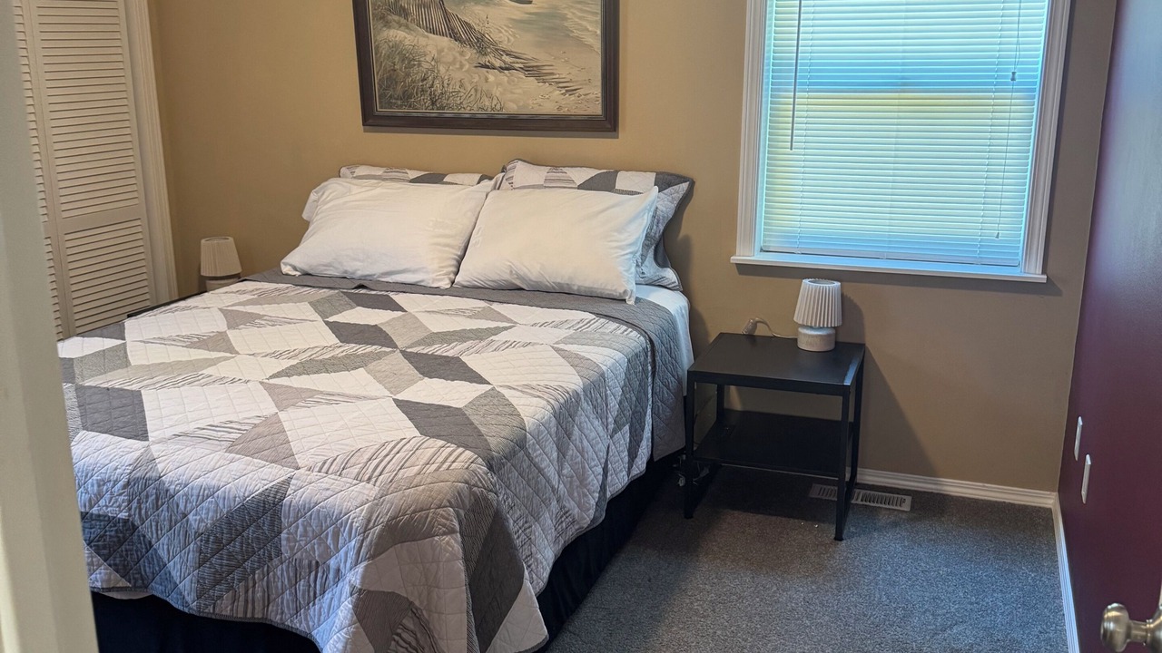 Photo of Bedroom in Sunset Beach