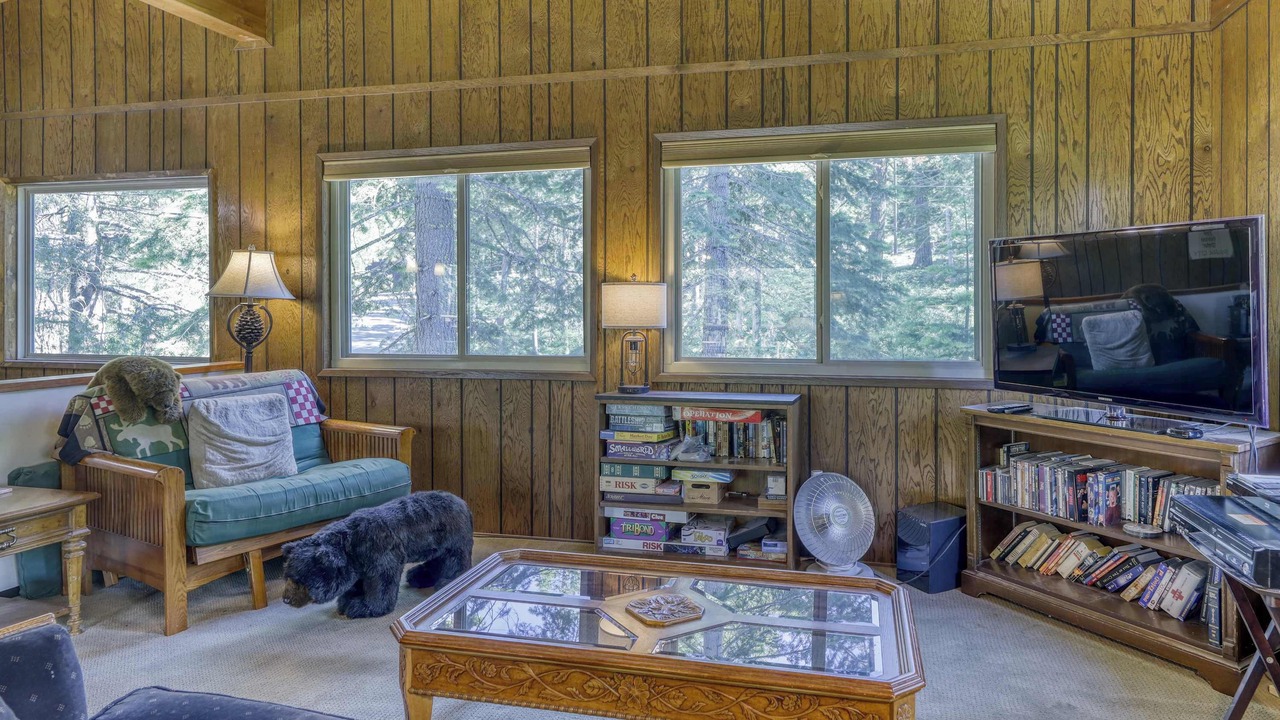 Photo of Livingroom in McKinney Estates