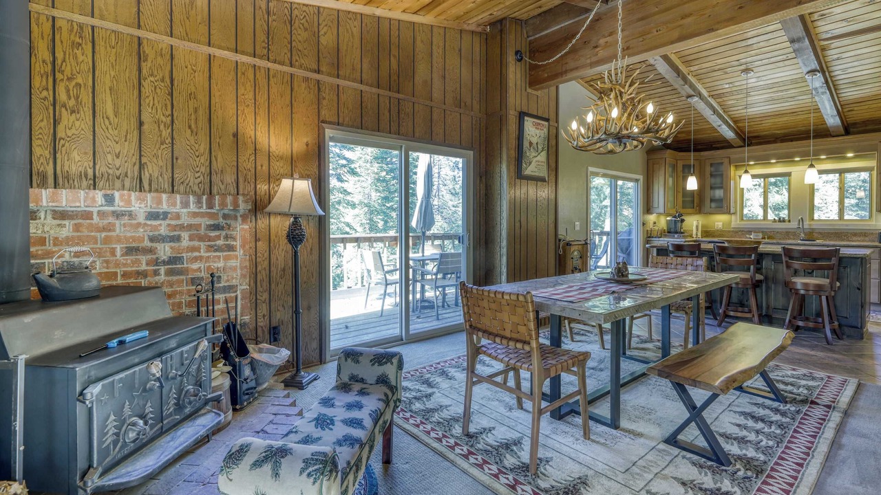 Photo of Livingroom in McKinney Estates