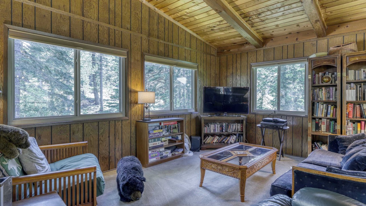 Photo of Livingroom in McKinney Estates