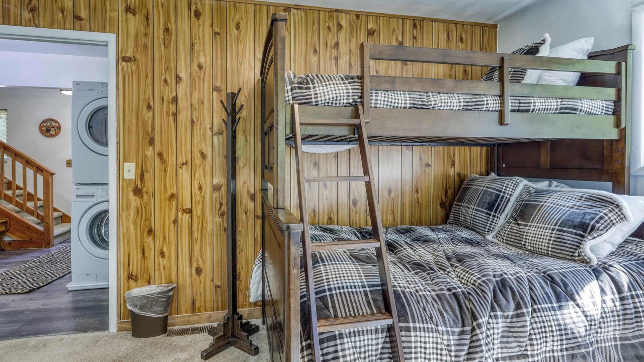 Photo of Bedroom in McKinney Estates