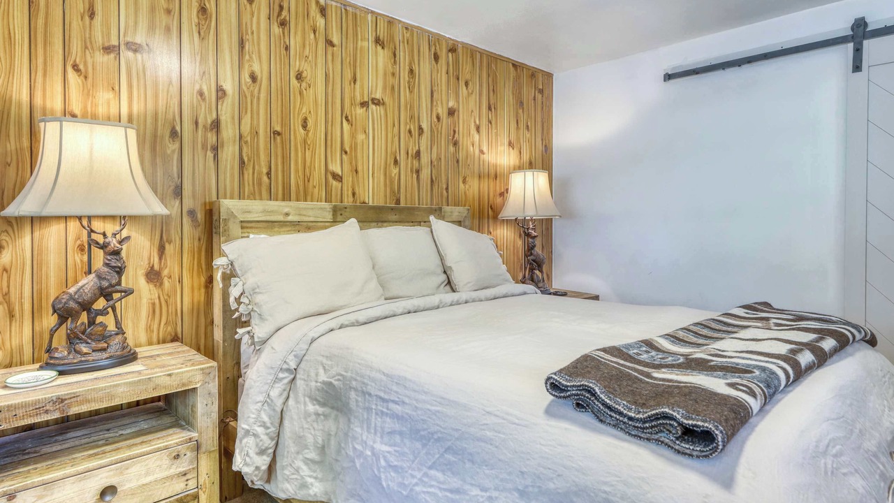 Photo of Bedroom in McKinney Estates