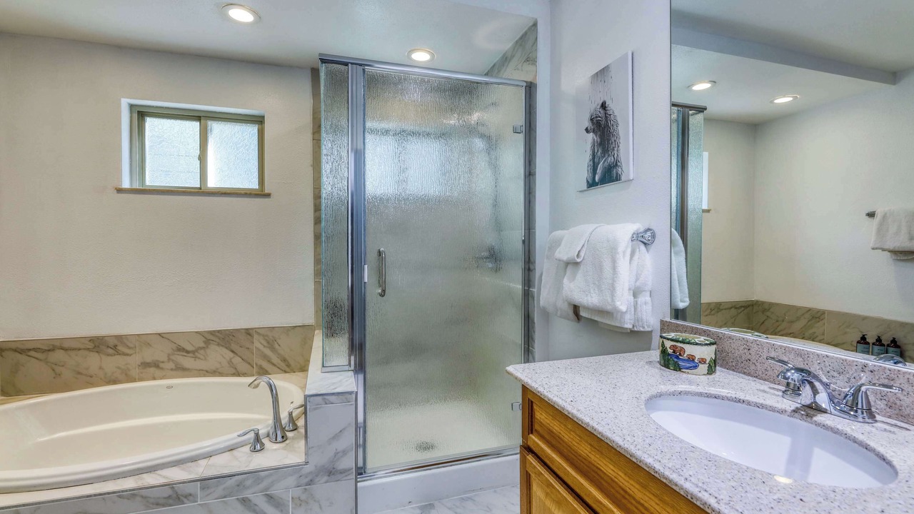 Photo of Bathroom in McKinney Estates